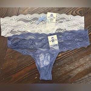 Set of 2 Thongs (Blue & White)
